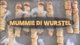 Mummie di Würstel  Video ricetta Halloween [upl. by Norrv]