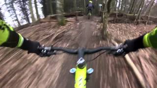 Vtt descente au mont brouilly COMMENCAL [upl. by Norreg]