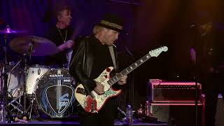 Voodoo Child Guitar Solo Live  Kenny Wayne Shepherd [upl. by Hennebery173]