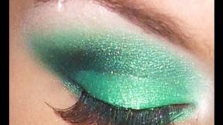 SMOKEY GREEN MAKEUP TUTORIAL [upl. by Ahsaeyt]