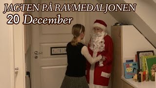 20 DECEMBER  “EN FORTRYLLET SMÅKAGE”  JULEKALENDER  Jagten På Ravmedaljonen [upl. by Phi588]