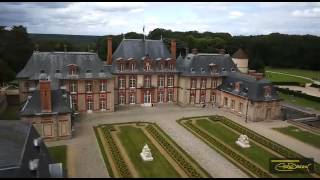 Château de Breteuil  Vidéo drône aérien [upl. by Otrevlig]