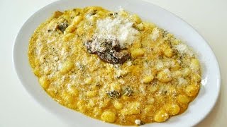 Ricetta  Gnocchi di patate con crema di zucca funghi e provola [upl. by Eriam]