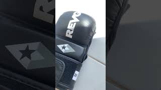 These MMA Gloves Are Pretty Clean fightgear [upl. by Hetty]