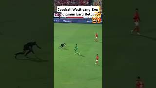 Wasit Bahrain diginiin baru betulHahaha football sepakbola soccerplayer [upl. by Gee]