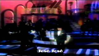 Jose Jose El Triste En vivo 1992 [upl. by Noonberg]