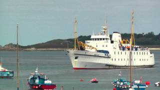 The Isles of Scilly  The Scillonian III Arrives at Hugh Town Harbour St Marys [upl. by Fanni]