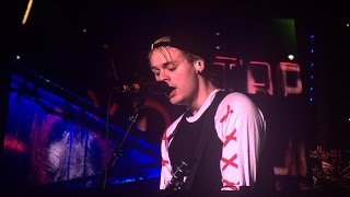 5 Seconds Of Summer  Long Way Home  Live Performance August 30th 2014  Chicago IL HD [upl. by Kallick]