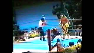 MASA SAITO VS BRUTUS THE BARBER BEEFCAKE JAPAN 1993 [upl. by Horner]