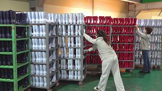 Light and safe rubber boots mass production process Shoe factory in Korea [upl. by Irod]