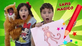 MEU LÁPIS MÁGICO QUE TRANSFORMA DESENHOS EM REALIDADE Maria and magic drawing in color paints [upl. by Ashwell794]