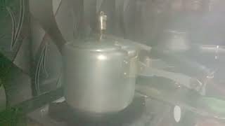 pressure cooker sound [upl. by Burhans]