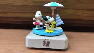 【7ELEVEN限定】Snoopy x Friends木頭旋轉音樂盒夏日海灘 [upl. by Enaej]