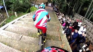 【ダウンヒル】大迫力！京都の神社でマウンテンバイク（MTB）のダウンヒルレース Downhill Mountain Bike Racing at a shrine in Japan [upl. by Emaj]