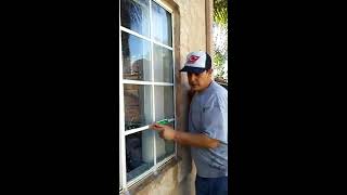 Cleaning Windows with Grids by Go2Cleaners [upl. by Madancy]