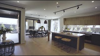 Feature Home Design  Freedom by Metricon Merricks  Cowes  Metricon [upl. by Nedyaj]