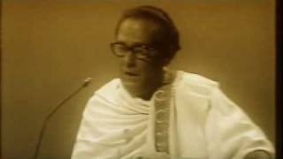 Hemant Kumar Live rare footage zindagi kitni khoobsurat hai by Music n Chilli [upl. by Lilithe115]