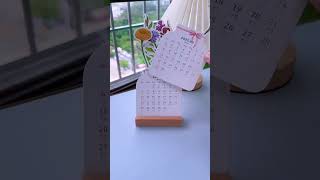 I prepared this floral desk calendar for myself in 2025 A flower is combined into a threedimen [upl. by Roht]