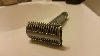 Phoenix Artisan Accoutrements Double Open Comb Razor [upl. by Ginnie]