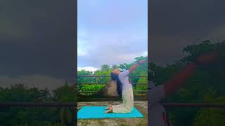 How to do kapotasana🧘‍♀️try ampsharekapotasanayogayogapracticebackbendyogainspirationpigeonpose [upl. by Salomo]