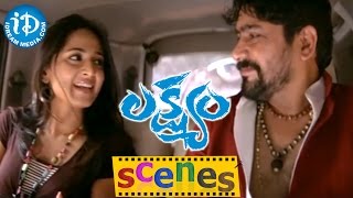 Lakshyam Movie Scenes  Yashpal Sharma Anushka Bike Accident Scene [upl. by Demitria91]