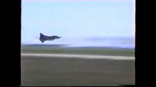 009 decolare evolutie 2 low pass MiG23 243 Bobocu 1990 [upl. by Cristine]