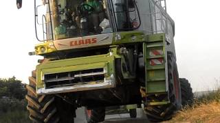 Traktory John Deere a Kombajny Claas Oragro HD [upl. by Grae]