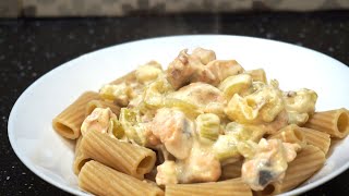 Recette facile de pâtes au saumon courgettes et sauce crémeuse citronnée  Carbonara au saumon [upl. by Amargo]