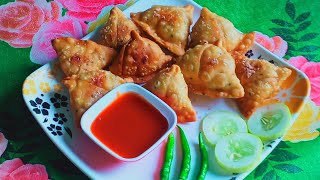 ডো সহ হোটেল স্টাইলে সিঙ্গারা রেসিপি। Singara Recipe ।New Cooking Video 2021।।Manhas Mom Kitchen [upl. by Elroy]