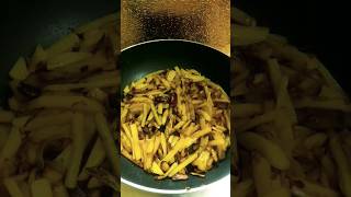 Mojadar Alu Vujia recipe food short avigyota [upl. by Rabka]