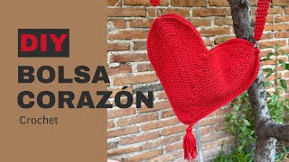 Tutorial Cómo tejer una encantadora bolsa en forma de corazón a crochet [upl. by Bigner]