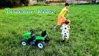 Trattori per Bambini  Tractors for Kids  CiaoGabi [upl. by Yeknarf]