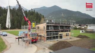 Holzbau Saurer  Montage Einfamilienhaus Timelapse [upl. by Vernice656]