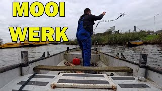 Twee ankers zoeken met een roeiboot en een dreg [upl. by Wiese]