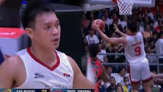 Scottie Thompson shocks the crowd w INSANE PUTBACK LAYUP over Anosike and Fajardo [upl. by Miguelita971]