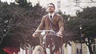 Why Commuting to Work by Bike is Better For You [upl. by Lucchesi]