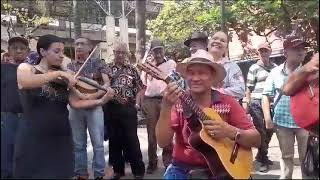 LA CUCHARITA SE ME PERDIO CARRANGA Los auténticos del ritmoParque berrio Medellín [upl. by Christian]