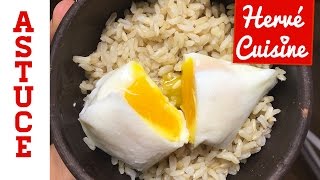 Astuce cuisine  réussir ses oeufs pochés avec Hervé Cuisine [upl. by Annette]