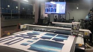 Automatic Fabric Garment Cutting with JWEI CB03II2516RQ Digital Cutter [upl. by Llenod980]