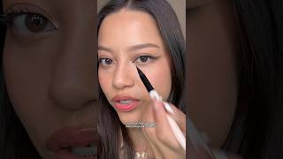 Easy eyeliner hack‼️ ib​⁠lenkalul [upl. by Conias]