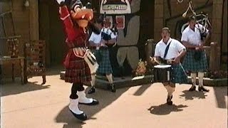 Canadian Goofy Dancing to Bagpipe Music  Epcot Canada Pavilion  Walt Disney World  May 1993 [upl. by Pyne]