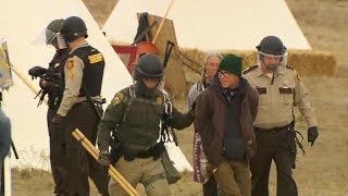 More than 140 arrests at violent Dakota Access Pipeline protests [upl. by Markos]