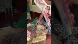 Amazing Mutton Leg Cutting By Expect Old Butcher meat goat mutton shorts [upl. by Rhianon914]