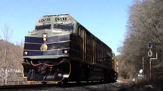 CSX P001 Santa Train At BoodyVA On 111922 [upl. by Pennington974]