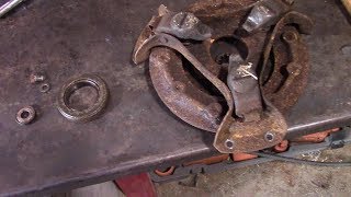 We replace a frozen clutch on a 1994 FordNew Holland model 1715 tractor [upl. by Notle]