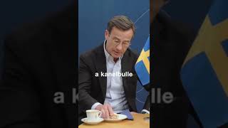 Ulf Kristersson M Välkomnar Frankrikes president Emmanuel Macron [upl. by Gardas352]