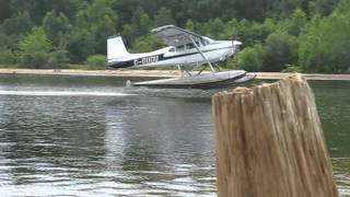 Un hydravion décolle du Rabaska baskatong 2015 [upl. by Einolem]