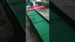 Inclined belt conveyor with clit for loadingunloading materials sgconveyors beltconveyor [upl. by Carlotta]