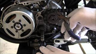 Diagnose Motorcycle Engine Leak Yamaha DT80 Enduro Part 7 Mysterious Leak [upl. by Black]