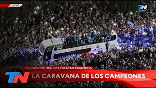 ¡LA COPA ESTÁ EN ARGENTINA UNA MULTITUD ACOPAÑÓ LA CARAVANA DE LA SELECCIÓN HACIA LA AFA [upl. by Joelynn]